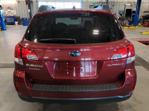 Used 2014 Subaru Outback 2.5i Limited w/ Moonroof Package image 6
