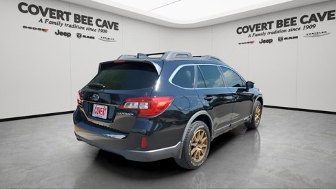 Used 2016 Subaru Outback 2.5i Limited image 9