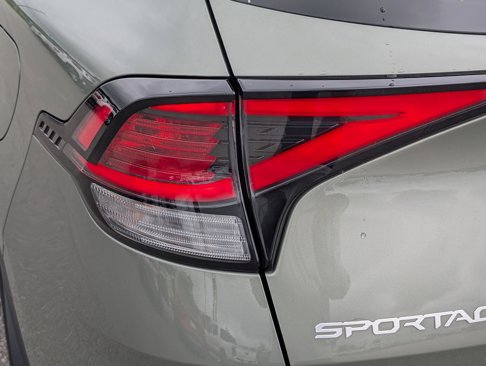 Used 2024 Kia Sportage X-Pro image 11
