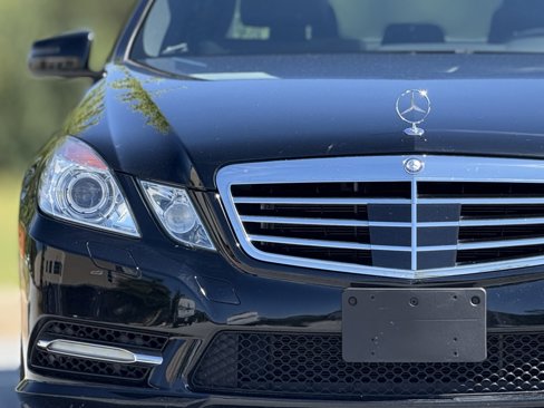 Used 2012 Mercedes-Benz E 350 4MATIC Sedan image 13