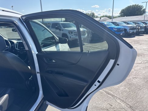 Used 2023 Chevrolet Equinox Premier image 36