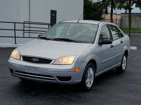 Used 2007 Ford Focus SE image 1