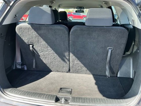 Used 2019 Kia Sorento LX image 27