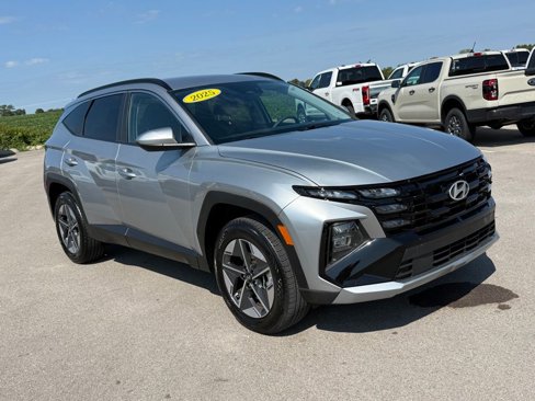 Used 2025 Hyundai Tucson SEL image 2