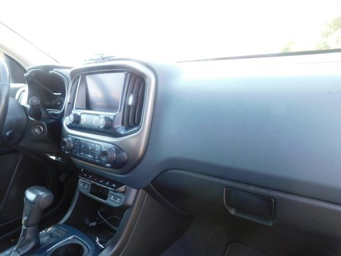 Used 2020 Chevrolet Colorado Z71 image 24