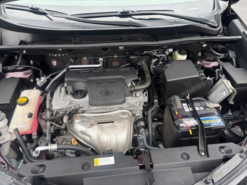 Used 2017 Toyota RAV4 SE image 18