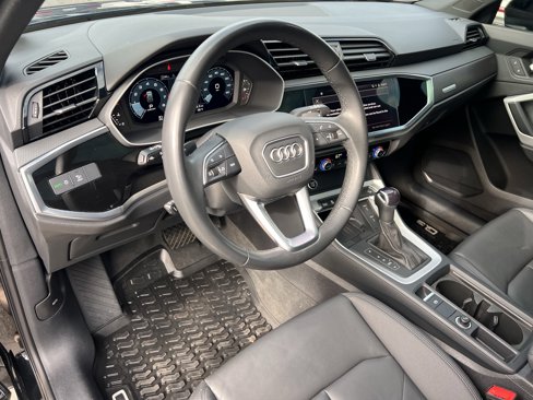 Used 2024 Audi Q3 2.0T Premium image 14