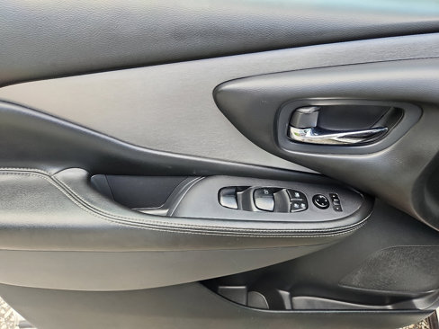 Used 2019 Nissan Murano S image 22