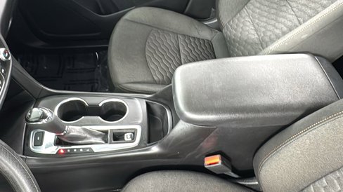 Used 2020 Chevrolet Equinox LT image 33