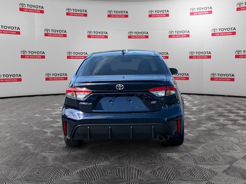 Used 2024 Toyota Corolla SE image 4