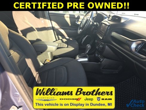 Certified 2022 Jeep Renegade Latitude w/ Convenience Group image 27