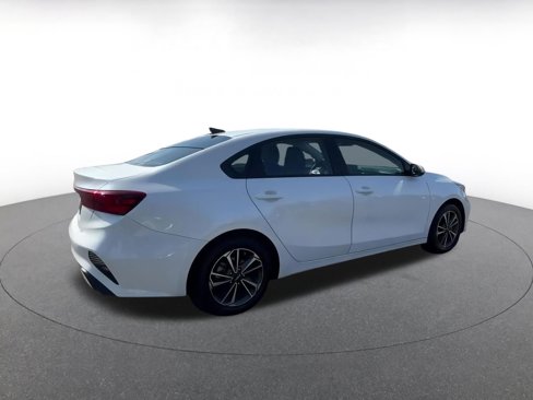 Used 2024 Kia Forte LXS image 15