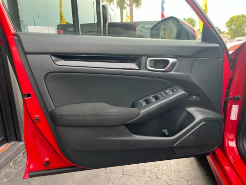 Used 2023 Honda Civic EX image 10