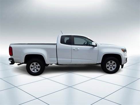 Used 2018 Chevrolet Colorado W/T w/ WT Convenience Package image 3