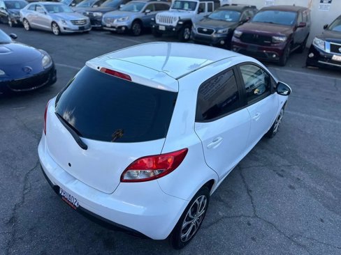 Used 2011 MAZDA MAZDA2 Sport image 19