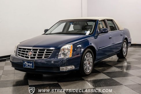 Used 2008 Cadillac DTS Luxury III image 18