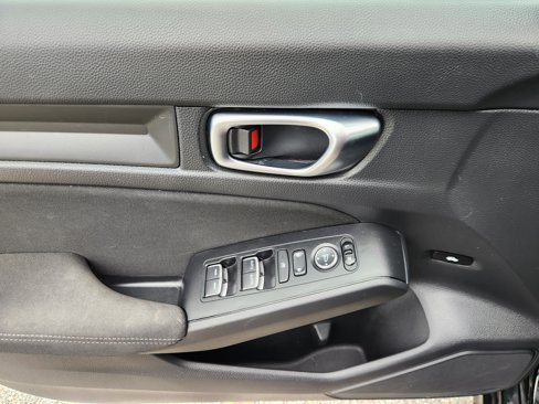 Certified 2022 Honda Civic Sport image 16