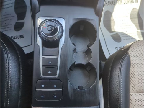 Certified 2022 Ford Escape Titanium w/ Titanium Premium Package image 23