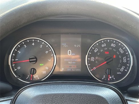 Used 2021 Toyota RAV4 XLE image 17