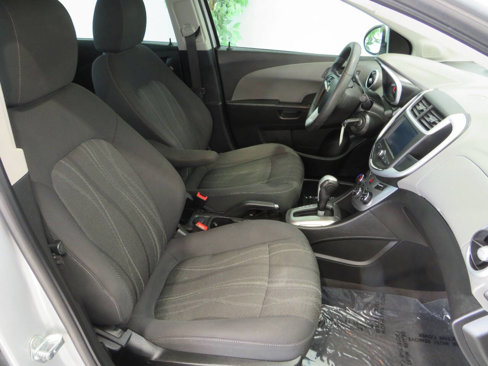 Used 2017 Chevrolet Sonic LT image 10