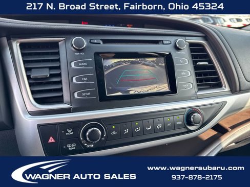 Used 2018 Toyota Highlander LE image 22
