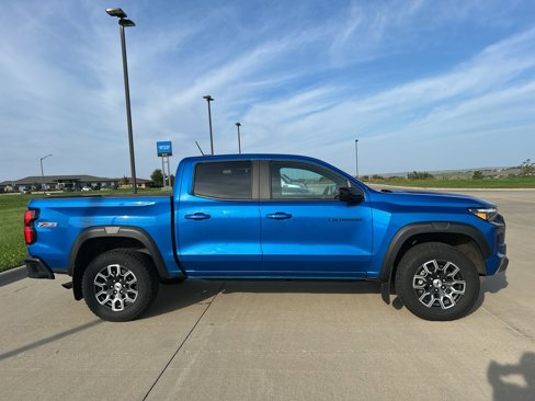 Certified 2023 Chevrolet Colorado Z71 w/ Z71 Convenience Package 2 image 1