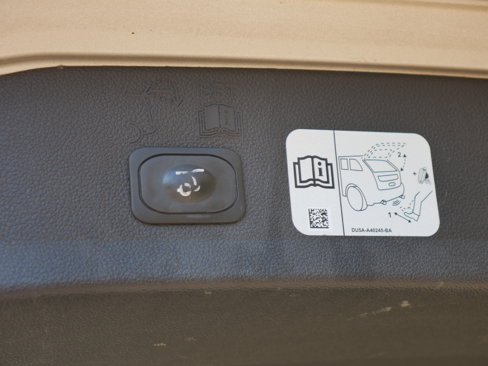 Used 2017 Ford Escape Titanium image 21