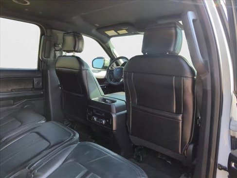 Used 2018 Ford Expedition Limited image 17