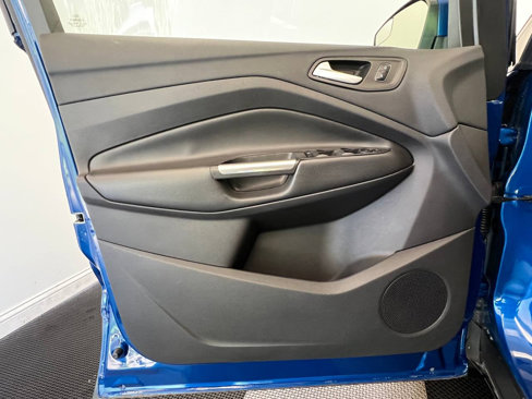 Used 2017 Ford Escape SE image 7