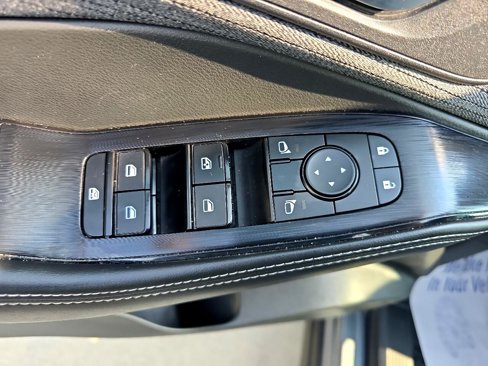 Used 2023 Nissan Rogue SV image 17