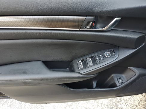 Used 2020 Honda Accord Sport image 22