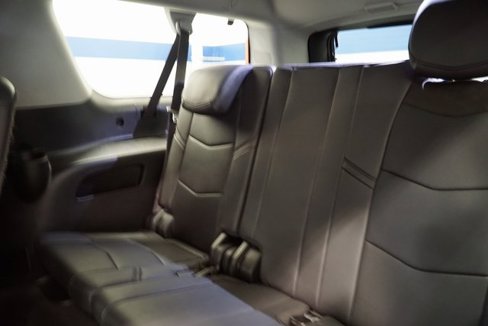 Used 2020 Cadillac Escalade ESV Luxury w/ LPO, Radiant Package image 25