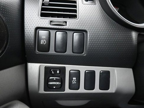 Used 2014 Toyota Tacoma PreRunner image 22