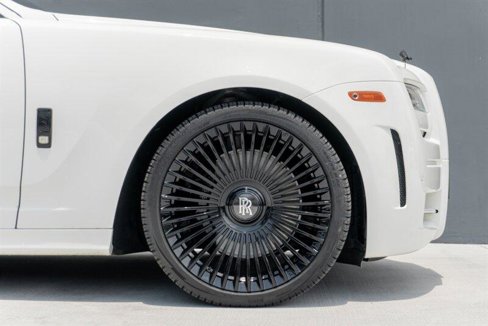 Used 2012 Rolls-Royce Ghost image 35
