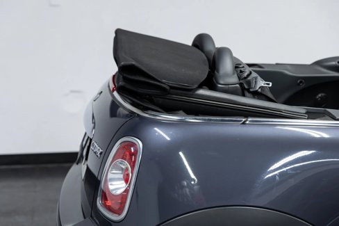 Used 2014 MINI Cooper Convertible image 10