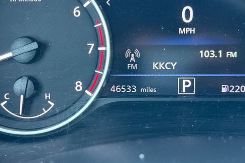 Used 2021 Nissan Sentra SV image 32