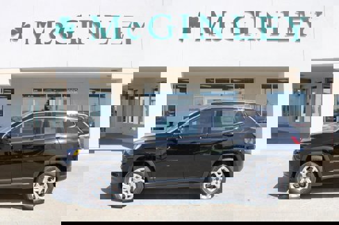 New 2025 Jeep Compass Latitude image 1