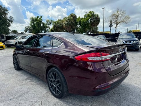 Used 2017 Ford Fusion SE w/ Equipment Group 201A image 7