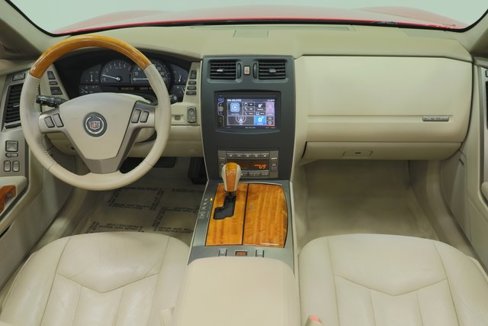Used 2004 Cadillac XLR image 9