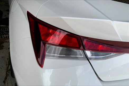 Used 2024 Hyundai Elantra SEL image 27