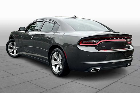 Used 2018 Dodge Charger SXT Plus image 11