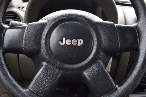 Used 2007 Jeep Liberty Sport w/ Off Road Group image 21