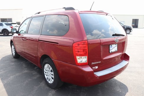 Used 2011 Kia Sedona LX image 9