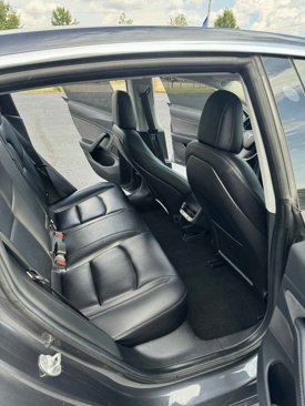 Used 2018 Tesla Model 3 Long Range image 11