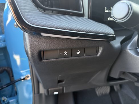 New 2025 Nissan Kicks SR w/ SR Premium Package image 12