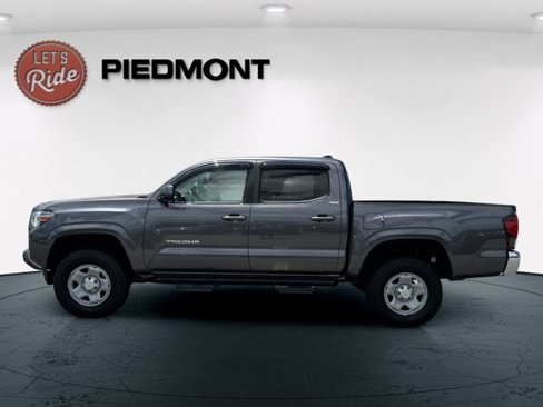 Used 2022 Toyota Tacoma SR5 image 4