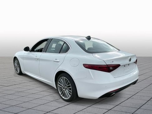 Used 2019 Alfa Romeo Giulia Ti w/ Quick Order Package 22X Lusso image 5
