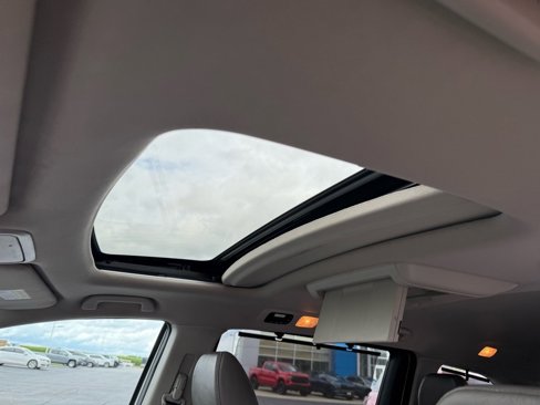 Used 2016 Honda Odyssey Touring image 14