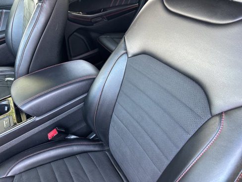 Used 2020 Ford Edge ST-Line image 15