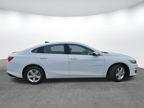 Used 2023 Chevrolet Malibu LS w/ Driver Confidence Package image 4